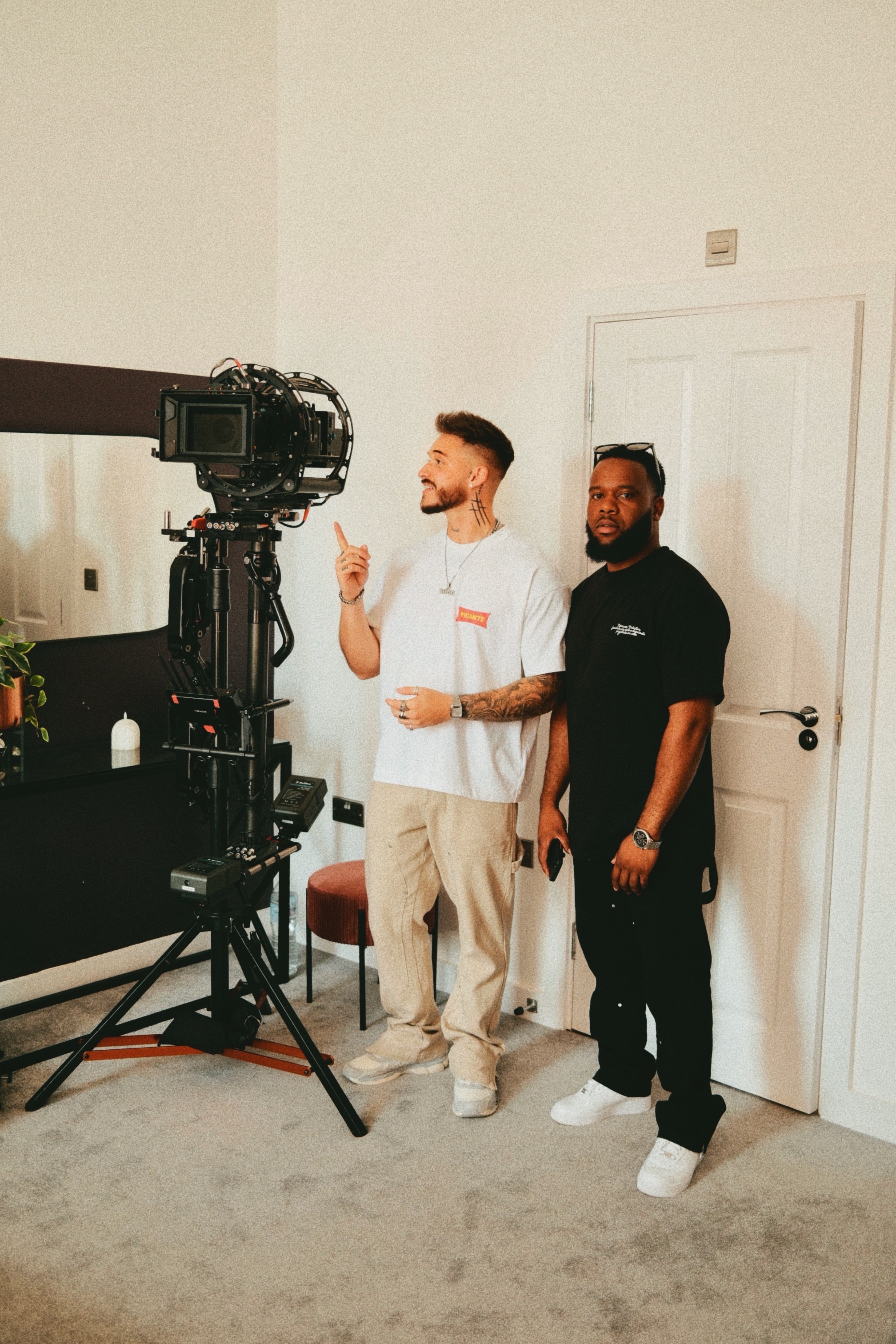 CINSET crew on set